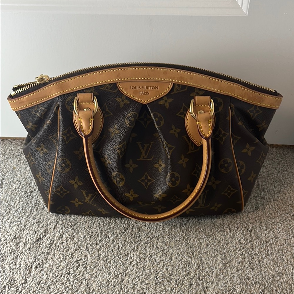 Louis Vuitton Brown Tan Shoulder Bag with Monogram Canvas